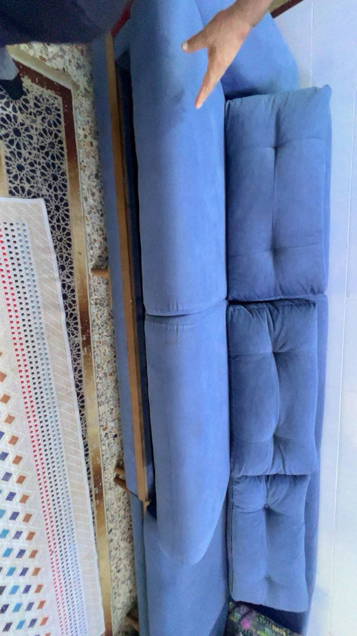 ديوان تركي نظيف اخو الجديد سرير ومخزن 10 مقاعد مكاني شارع فلسطين السعر470


**إذا كنت صاحب هذا الإعلان وتريد حذفه لأي سبب، رجاءا أرسل رسالة إلى الدعم الفني**