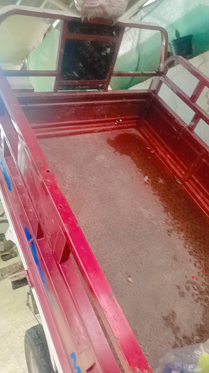 سلام عليكم ستوت للبيع جاهز مديل 19محرك 22ويار منيا شغال سلف شغال شصي شرط سعر مليون 100و بيها مجال***********
