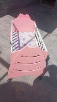 أثاث أطفال • للبيع