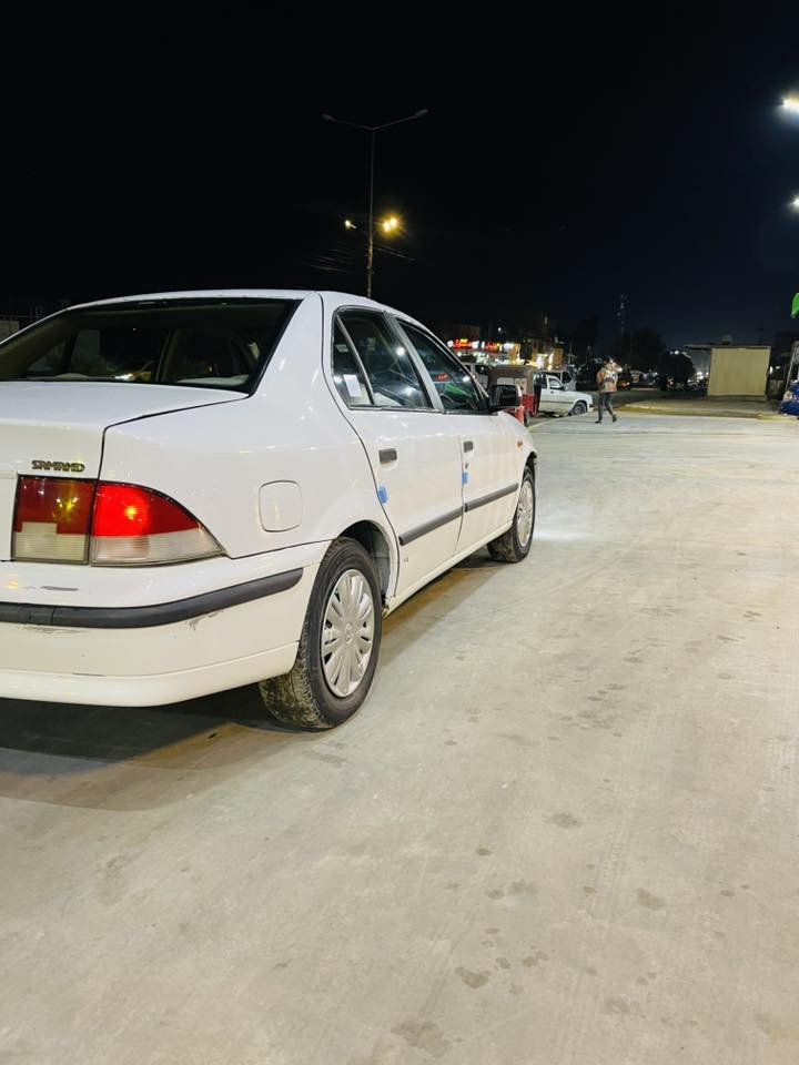 السلام عليكم سمند موديل 2011 سيارةً نضيفة كير محرك خير من الله صدر خلفي امامي جديد تخم تاير جديد رقم نكليزي مكاني بغداد السعر 40 وبيهة مجال  الرقم ***********
