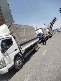 🛋️🚛 "نقلنا... راحة لك!"  🏠 نقل أثاث منزلي ومكتبي باحترافية ودقة للإستف...