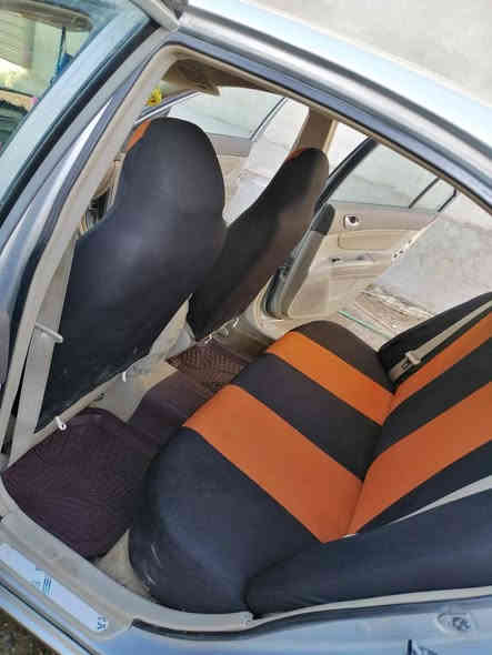 سوناتا هونداي مقدس للبيع ادوات كصه جديده شرط كير محرك تدفئة تبريد سياره جاهزه من كلشي تشغل وتمشي
المكان  صلاح الدين الشرقاط السعر 41$ وبيهه مجال للاتصال ***********
