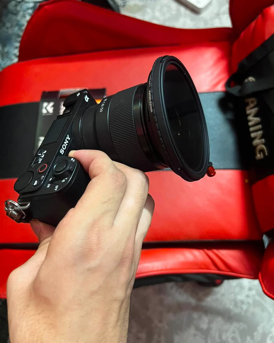 سلام عليكم 
فلتر ثلاثي للبيع nd + cpl + 1/4black diffusion 
الفلتر مستخدم مرة واحد فقط 
اشتريته وعبالي يفيدني بالتصوير الداخلي لمحتواي بحكم اني اصور لوغ ولازم ايزو ٨٠٠ لكن ما فادني 
قياسة 82mm و معاه تحويله 49-82 لان شديته على عدسة 50mm
المهم اشتريته امس هو ب80 الف و التحويله ب20 الف
ينباع مع التحويلة و التوصيل ب80 الف قفل يعني يوصلني 75 🦦🥲 كسر الكسر


**إذا كنت صاحب هذا الإعلان وتريد حذفه لأي سبب، رجاءا أرسل رسالة إلى الدعم الفني**