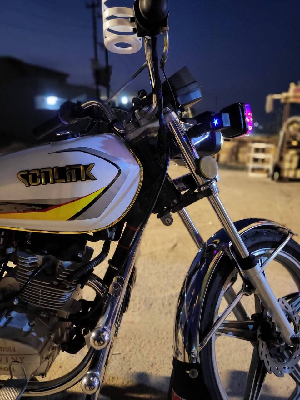 السلام عليكم دراجة اللبيع السعر ٤٢٥ وبيه مجال  وراق  كامله  عنوان  ديالى  الغالبيه  ***********
