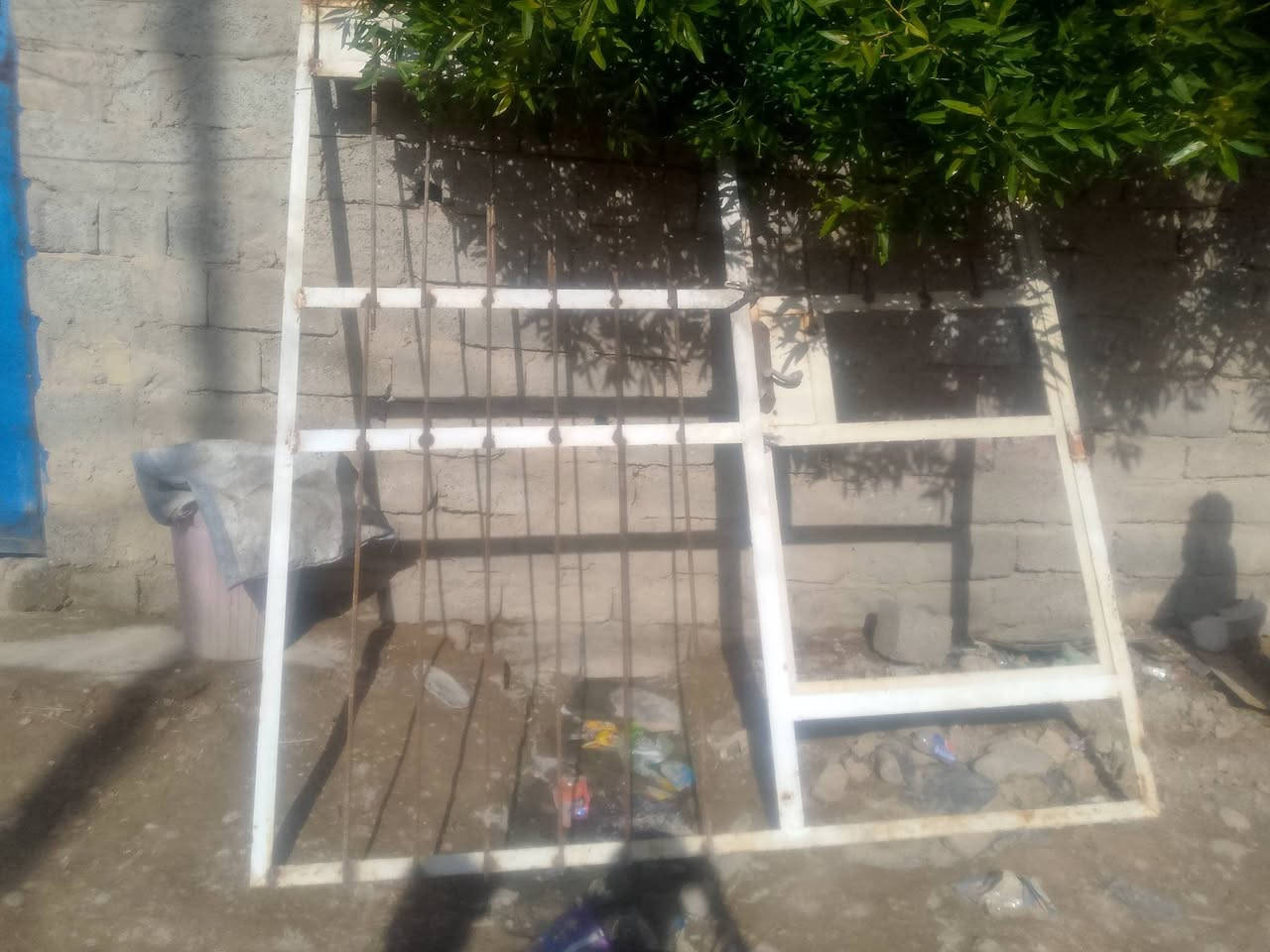 جام خانه نضيفه عرض مترتين طول 2ونص 
سعر 75انتصال فقط ***********
