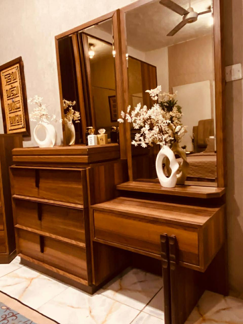 للبيع غرفه تركي قطع ٩ سعر ٨٠٠ وعنوان فلوجه حي الجغيفي الثانيه رقم *********** للإستفسار
