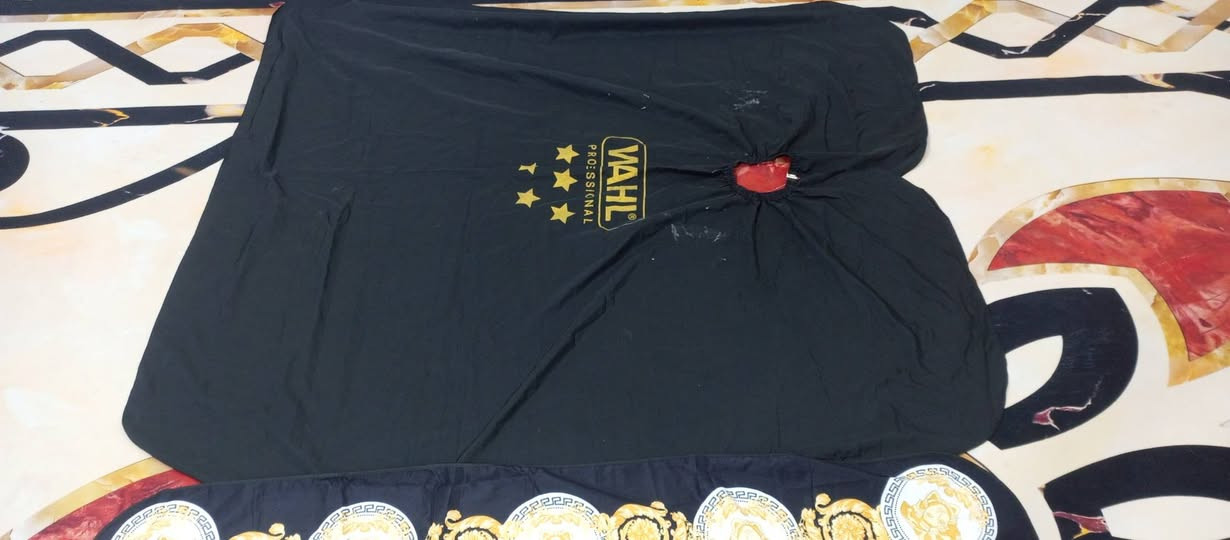 سلام عليكم غراض حلاقة مستخدمات قليل سعرهن ١٠٠ الف قفل مكاني البصرة رقمي ***********
