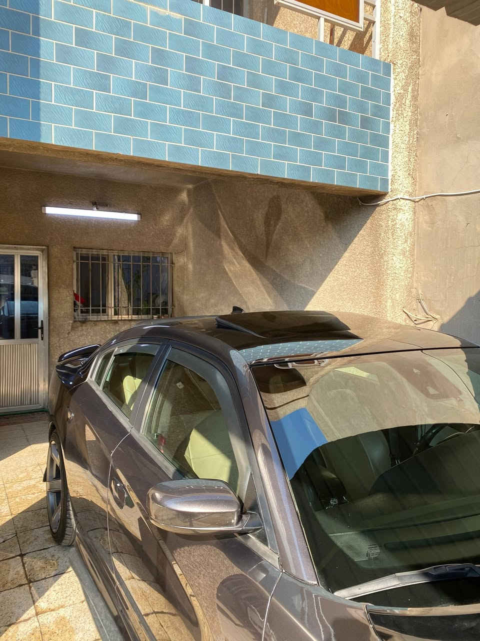 من رخصه مدير الكروب المحترم جارجر 15 بلاص فول للاخير رادار امامي خلفي جانبي فتحه ميمري كشنات الامامي كهرباء تدفئه وتبريد الخلفي فقط تدفئه دمام مكفوله عده الجاملغ والتحديث فقط ماشيه 118مكاني بغداد سعر 185وبي مجال واي استفسار  حاظر ***********
