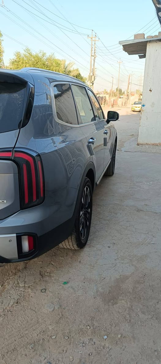 2024 Kia تيلورايد
الفئة: SX

(السياره داخله شهداء  وكاله  أسوي )
فول مواصفات

كلين تايتل بيها صبغ كلش قليل بخشم البنيد

🏁عداد المسافه 32 الف ميل 

✨ فتحتين سقف 2

🪞 مرايا شفط🔁 مرايا إشارات

🔥❄️ كشنات أمامية تدفئة وتبريد

👑 كشنات منفصلة VIP

🚀 تشغيل عن بعد

📡 رادار أمامي

📡 رادار خلفي 3

💡 لايتات LED زنون

🌤️ لايتات نهارية LED

📟 حساسات أمامية وخلفية

🎛️ هزاز ستيرن

💆‍♂️ مساج كشن السايق

🌈 إضاءة داخلية ليزرية

🎥 كاميرات 360 درجة

👁️‍🗨️ نظام النقطة العمياء

🛣️ تحذير مغادرة المسار

🧠 مثبت سرعة متكيف

🛑 مانع تصادم

🧳 باب خلفي كهرباء

💺 ميموري كشنات

🔊 نظام صوتي فاخر

تدفئة الستيرن

السعر 325
للاستفسار ***********
