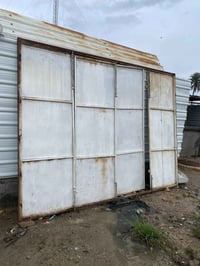 باب • البعلوان • مقابل اسواق حقي