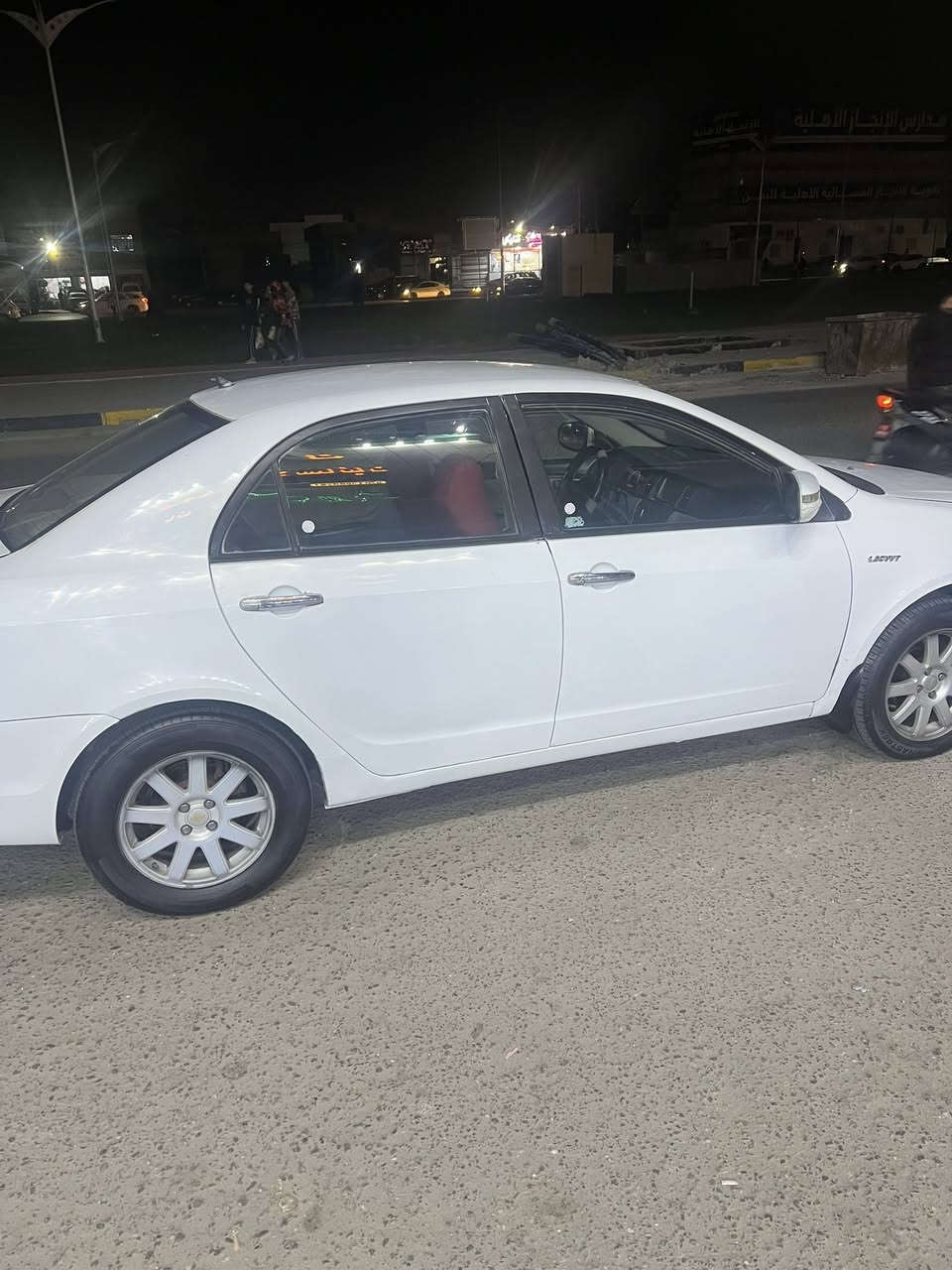 السلام عليكم جيلي موبل موديل 2013
السياره جاهزه من كلشي على البلاد 
مكينه كير عادي مكفولات البلاد حداده حلوه 
تخم تاير جديد السياره كفاله من الصبغ والدعمه 
تبريد ثلج ❄️ تدفئه رقم بصره 
بيهه ربع باب صبغ الوره السايق امشر على 
المكان البصره حي الحسين السعر 45وبيهه مجال 
للتصال فقط اتصال ماكو واتساب ***********
