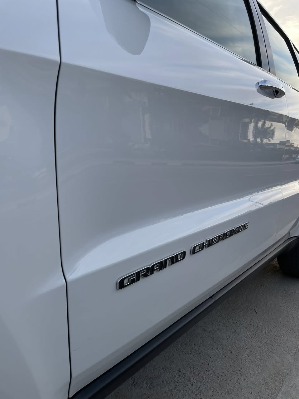 جيب فول لمتدد ١/١ موديل ٢٠  حادثها كلين وب العراق نصبغ نص الجاملغ وبدلت باب صدر اصليه نفس اللون ماشيه ٤٢ لسياره كلش نضيفه. 
العنوان بغداد الحريه  ***********  مامتواجد فيس
