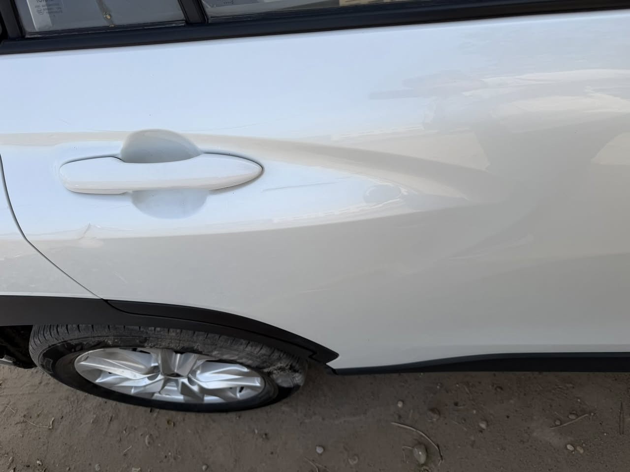 للبيع كورلا كروز
موديل 2025 
خليجي وارد صيني مكفولة عدا شخط بلباب 
ماشية 12 الف فقط زيرووو 
فول مواصفات بدون فتحة وكشنات مخمل 
السعر 25 مليون 500 الف 
مكاني بغداد 
+964 773 616 9508


**إذا كنت صاحب هذا الإعلان وتريد حذفه لأي سبب، رجاءا أرسل رسالة إلى الدعم الفني**