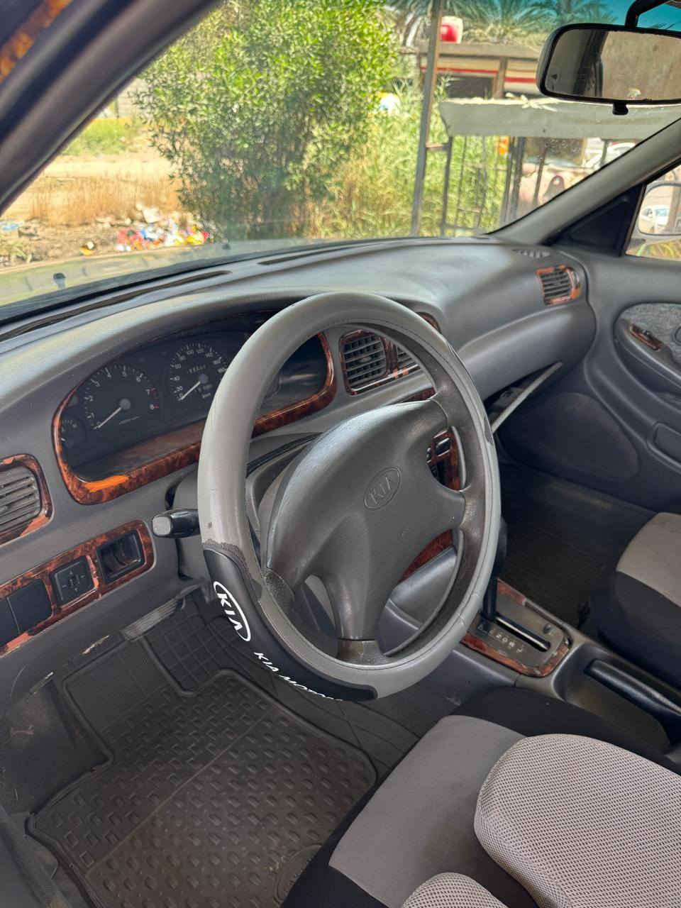 سلام عليكم كية كريدوس البيع موديل٩٥  رقم بغداد بسمي  سعر٣٣ بيهة مجال شي بصيط مكاني الدورة هورجب *********** تصال فقط خاص مغلق
