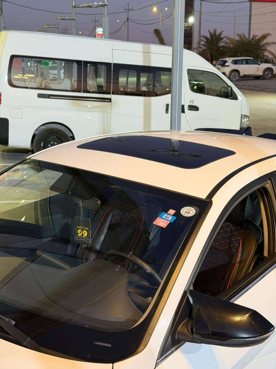 السياره جديده كفاله عامه           . السعر 143.
النترا.    2024     رقم أربيل      
    
المواصفات فوووول      .      محرك 1500 دبل نوزل دوش 
شاشه ديجتال 
بصمه                            جام عل ريمونت اوتو 
كشنات جلد 
هند بريك بصمه         تحويل.  اووكاله
اوتو هولد                  
فتحه سقف                   
محرك 1500دبل نوزل                            
حساس لايت 
حساس خلفي بلادي 
حساس أمامي بلادي 
تبريد قطعتين
كاميرا خلفيه بلادي 
جي بي اس
نضام تشغيل الكاميرات 
شاشه  كبيره اصلي ابل كار بلي 
نضام ترحيب مري شفط
نضام مود درايف إيكو وسبورت و عادي
تحكم ستيرن فول 
ويل كب كروم حجم 17
لد امامي نهاري
 شباك نيكل
مانع انزلاق
مانع انحدار 
لايت عدسات زنون 
ايرباكات
جهاز موازنه ABS
مكانه نجف
للاستفسار الاتصال السيارة 
***********
