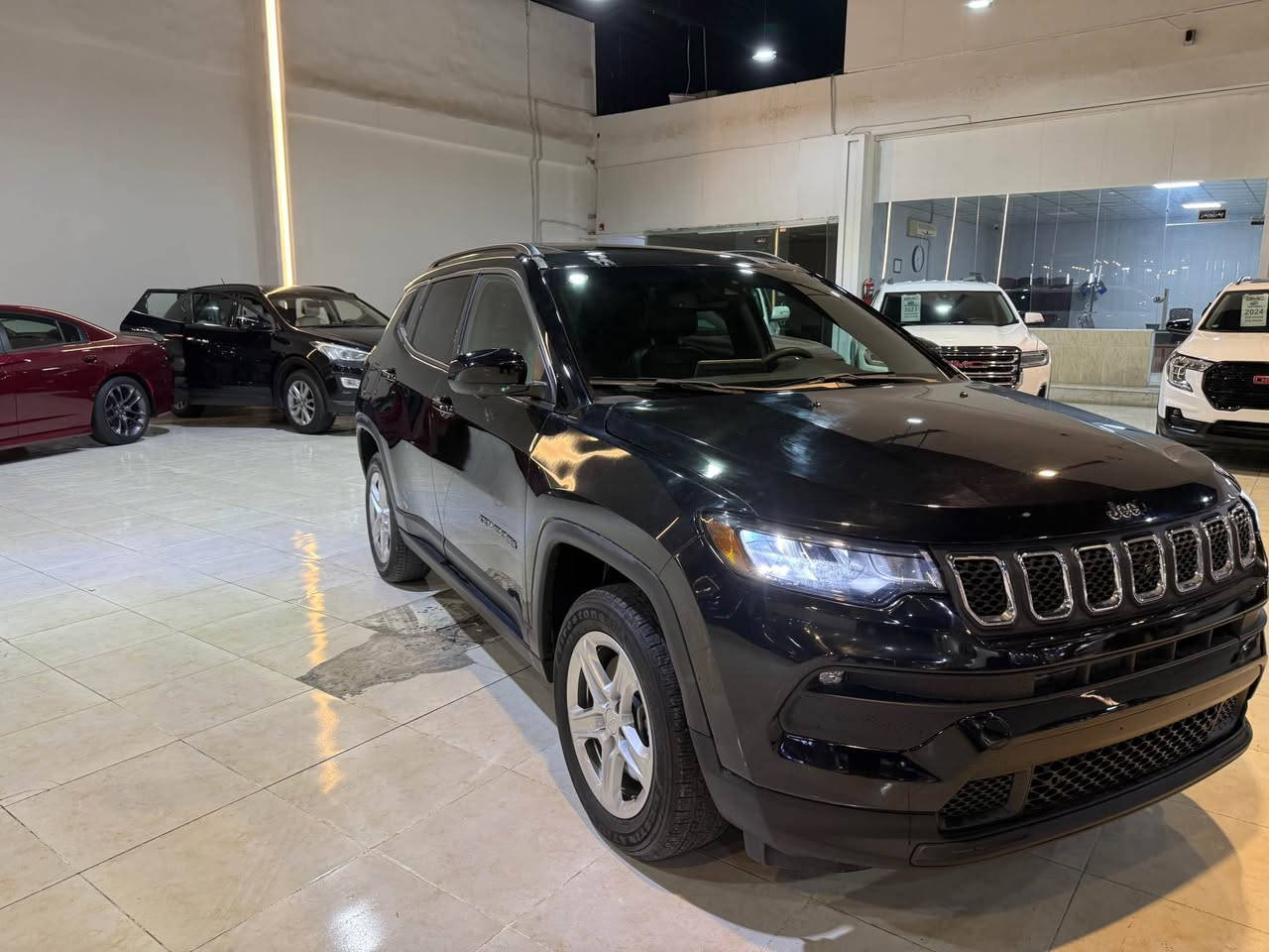 جئب كومپاس موديل ٢٠٢٣ فول موا سه فات بوند چاملغ. چاملغي پشتي بؤياغه بئ ژورئ ئر باك سيسته مه سحري١٥٥.   *********** أربيل, العراق
