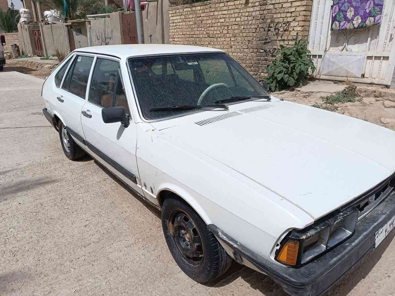 السلام عليكم اخوان  برازيلي ٨٧ للبيع تصقيط تصقيط السيارة خير من الله كير ٥ نمر مكينه خير من الله ترايك وين متريد تخم تاير جديد باتري جديد السيارة مصبوغة عام بيها ضربه بالصندوق كهربائيات عوزها ترتيب تبريد عاطل السيارة عارضها ب١٥  وراعيها يريد تحويل واني بخدمتكم وهذا رقمي *********** بي واتساب ماعندك رصيد راسلني وتدلل
