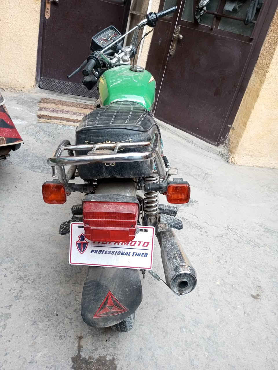 للماروس سيفان شغاله كهربايات كله شغاله مابيه نقص نكره سلف مراوس فقط حسب القناعه مكاني بغداد زعفرانيه او فلكه سلمان خاص مفتوح 
***********وتساب
