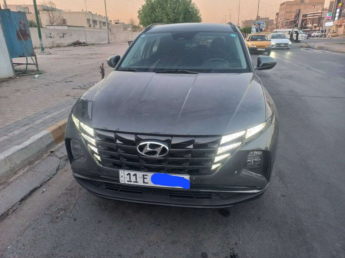 سلام عليكم توسان ٢٠٢٢ فول عده البنرامه 
ماشيه ٦٥ بسمي حادث واضح مكينه ٢٥٠٠
ابيعه قصد مقدمه١٠٠ كل شهر ٤ورقات
ابيع بغداد فقط رقمي ***********
