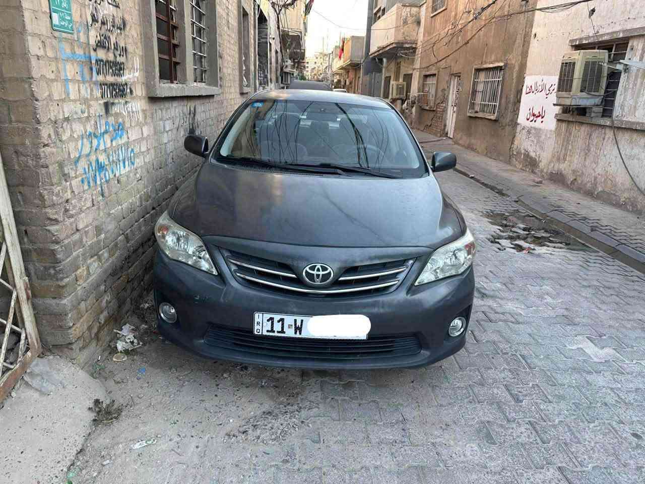 السلام عليكم للبيع كورلا خليجي 2013 سياره بلاديه جديده بيه بس جاملغات الوره صبغ بدون حادث داخلي سياره جاهزه من كل النواحي دواخله شركه  تبريد ثلج سنويه وارقام جديده وبسمي 
مكان السياره بغداد الكراده 
السعر 112 ورقه 
 ( ***********  ) 
اي استفسار اتصل
