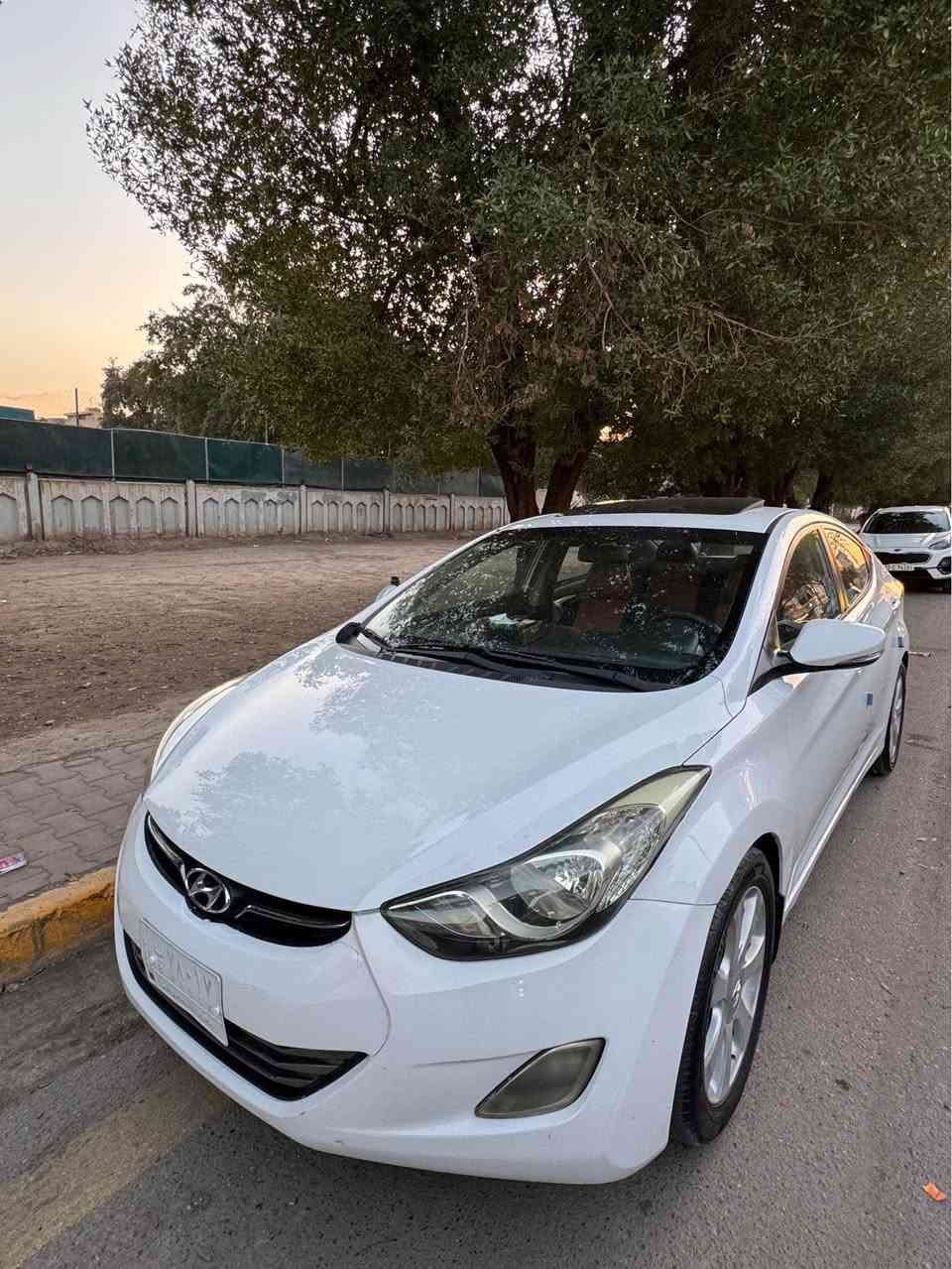 هونداي النترا 2012 خليجي GLS  رقم  بغداد  الماني   غير متواجد على الفيس فقط اتصال
بية طخة دراجة بلباب الأمامي  على كدة مصلحة 
منزل صورة قبل وبعد
السيارة جاهزة من كلشي  بدون اي نقص وكلة مكفولة  من كلشي. 
السيارة لون ابيض 
ماشية 190 الف وقابلة للزياد
مواصفات السيارة 
مكينة 1800دوش
فول تحكم ستيرن 
سلايد روڤ 
ويل كب 
مانع اصطدام 
تثبيت سرعة 
اشاير بلمري 
شاشة بنظام ابل كار بلي واندرويد
مري كهرباء 
السعر 118 
رقم بغداد الماني بأسمي   
تحويل  مباشر 
مكان السيارة بغداد مجاور مستشفى الشرق الاوسط مول ڤنيسيا
للأتصال *********** بغداد, العراق
