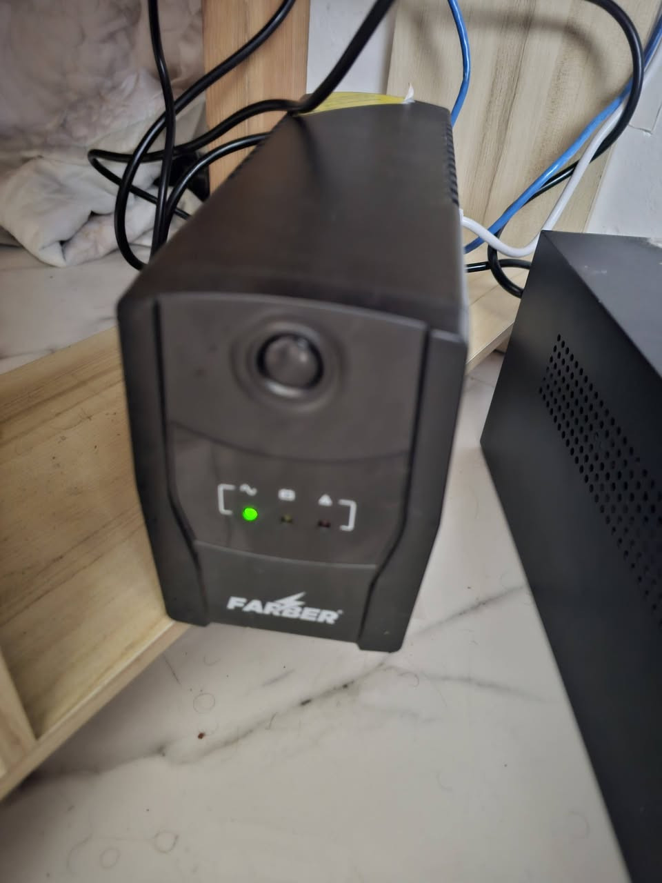 للبيع ups عدد 2 
اول واحد شركه max  سعه 1500 va اوف لاين  بطاريات ضمان جديدات انطيك بيهم ضمان يرهم لل بلي 5 او PC 
وثاني  فاربر 800 va اوف لاين كلش جديد يرهم للشاشات او بلي 4 او 5  ابيعم ثنينهم زوجي 160 وبيهم مجال 
رقم ***********
