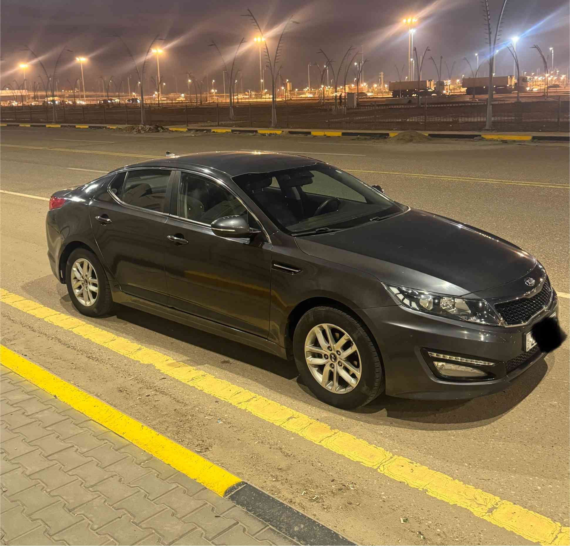 اوبتما غاز 2014 ادوات دخول جديد 
صارلها سبوع من كملت متومة شمالي السيارة جاهزة وجديدة للاخير وكفالة كير محرك تبريد حدادية وغرفتها بالكارتون مابيها ولا كلوب مشتغل بالعينة اقتصادية ما تصرف متعوب على السيارة واحلا من الصور مكاني البصرة السعر 54 بيها مجال حك الجية *********** بدون مراوس نقد فقط
