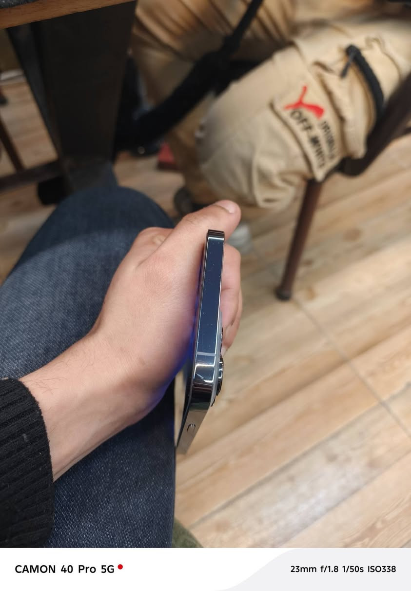 أعاده نشر بسبب الوعود الكاذبة
إيفون 13 برو ماكس 
ذاكره ((٢٥٦))

بطاريه ((88))

دبل سيم كارت 

لون بحري المرغوب 

الجهاز شرط انظف من الصور اثر خدش ما بي 

انتبه الجهاز فقت الفلاش ما يشتغل  

الجهاز نورمان حصر هوا  

لتواصل ***********
سعر ((600))

وبي مجال لطيبين ما متواجد عا فيس بيع مستعجل
