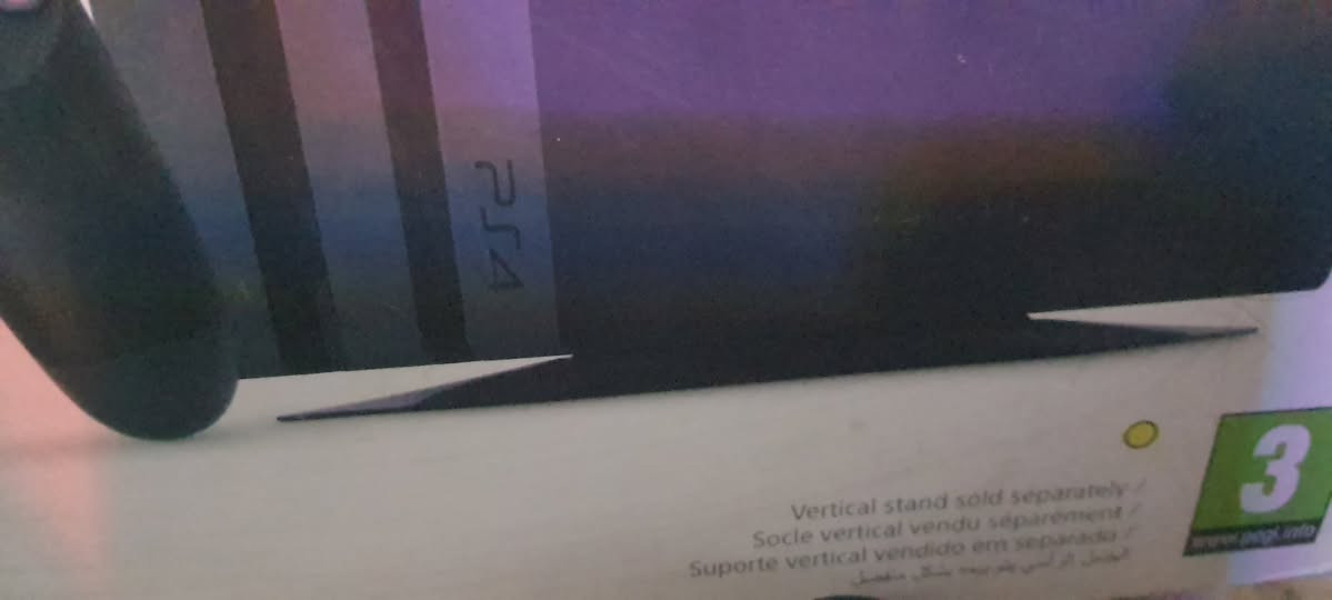 جهاز بلي ستيشن 4 برو اونلاين غير مهكر ريجن 3

الجهاز ما مفتوح جديد استخدام قليل وياه 2 جوستيك 

السعر 300 قفل 

بغداد 

***********
