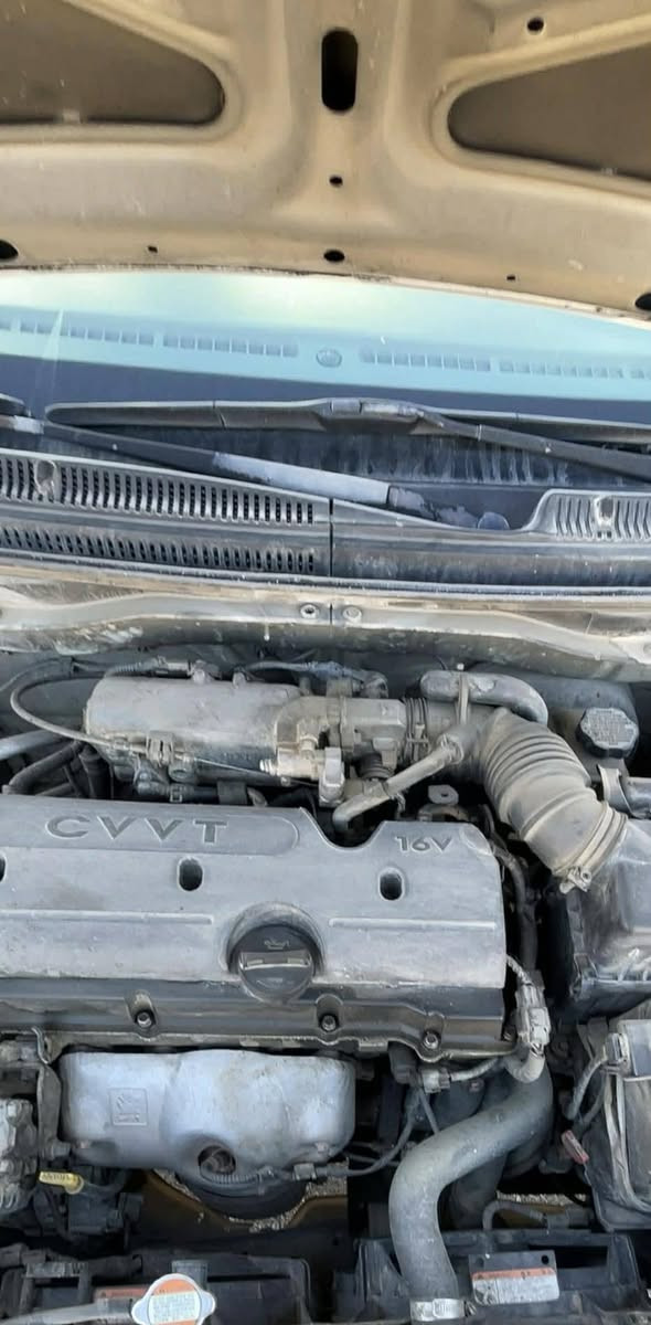 كيا ريو موديل ٢٠١١ توماتيك مكينه گه وره ١٦
تنها بونيتي سبوخه گير تماتيك بي ليداران 
رقه مه و ژينگه و ريگاو بان نويه به شه ر تي هه مو شت 
سياره كه جاهزه 
له هه و ليرم *********** أربيل, العراق
