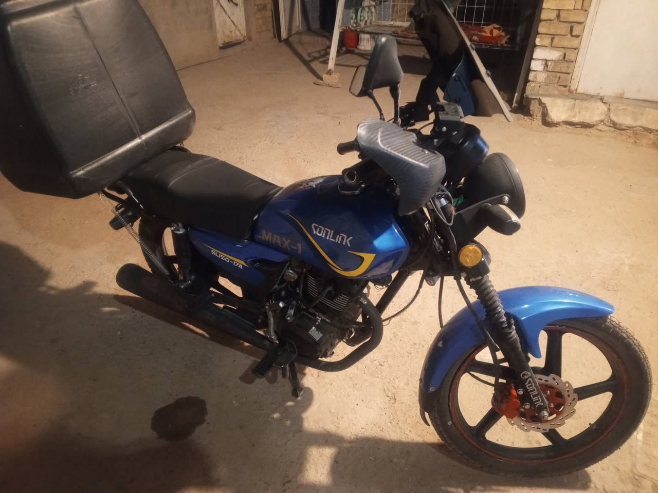 دراجة سونلك ماكس 
مديل 24 
مابيها اي نقص فقط اشياء بسيطه جداً
مامفتوحه لاتنقيص لاتبخير مكفولة 
700 وبيها مجال حك الجية تاخذها منا للشغل منا
مكاني بغداد حي الجهاد 
واتساب ***********
