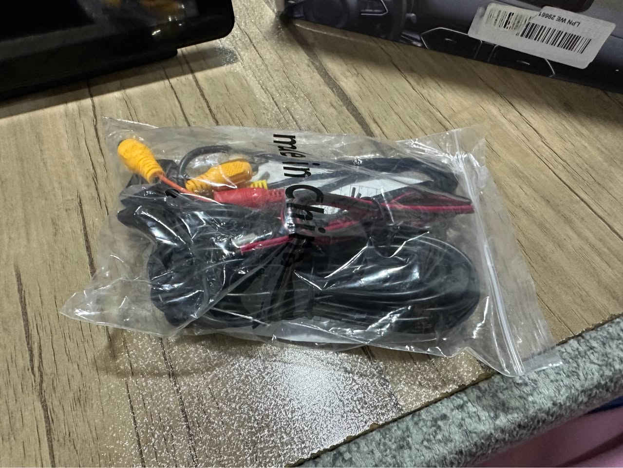 سیستەمی کارپلەی و ئەندرۆید ئەوتۆ هەموو بەرنامەکان لەسەری ئیش ئەکەن و جیپی ئێسە

شاشەیەکی فول ئێچ دی هەیە 

سیستەمی سەوتی تیایە 

هیچ جۆین و وایەرێک دەرناکەوێ تەنها بە شوێن چەرخ ئیشی پێ بکەی

بالەی ئەوروپی بەکارنەهاتوە تەنها بۆ تێست کراوەتەوە

هەموو ئەشیاکانی خۆی لەگەڵە
٤٠ هەزار السليمانية, العراق


**إذا كنت صاحب هذا الإعلان وتريد حذفه لأي سبب، رجاءا أرسل رسالة إلى الدعم الفني**