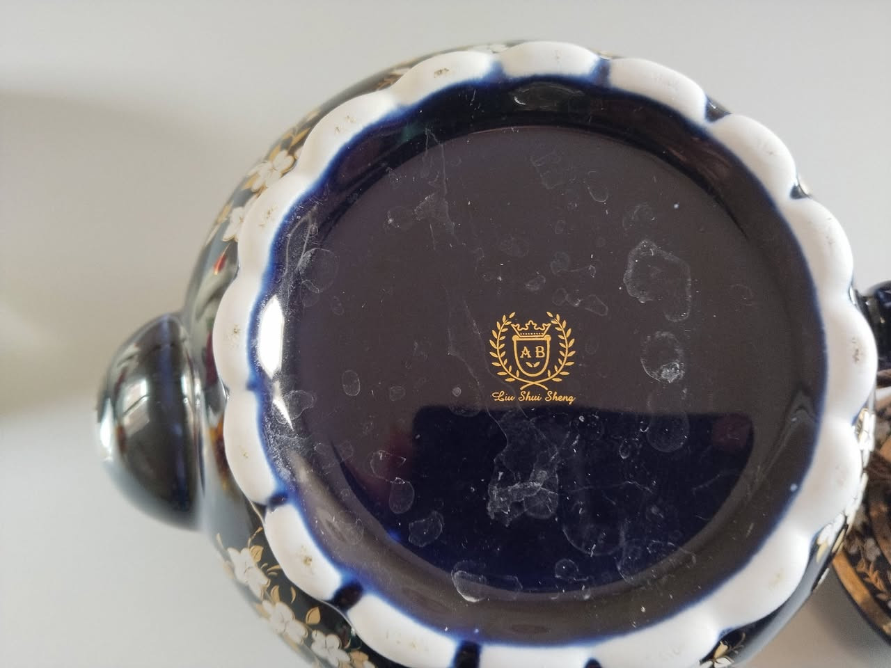 قوري انتيك قديم مختوم غير مستعمل للبيع استفسار على الخاص


**إذا كنت صاحب هذا الإعلان وتريد حذفه لأي سبب، رجاءا أرسل رسالة إلى الدعم الفني**