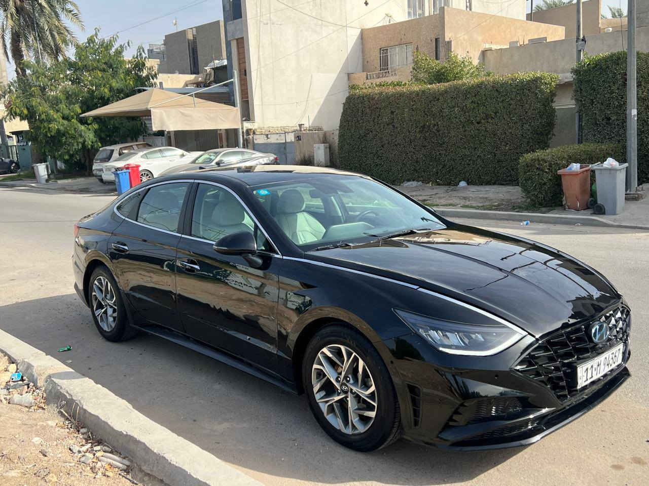 السلام عليكم
سوناتا 2020 
فول بدون فتحة 
كشنات جلد ابيض +تحكم +تدفئة 
ستيرن تدفئة 
تبريد قطعتين 
شاحن لاسلكي
حادثها جاملغ خلفي وصندوك بامريكا 
وبالعراق جاملغ وشويه من البنيد 
بدوون أيرباگ 
سعر / 135 ورقة 
صور امريكا والسونار موجود 👇🏻

مكانها / الفلوجة
‏‪***********‬‏
