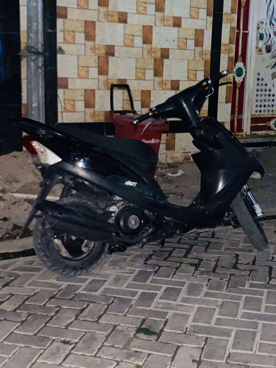 سلام عليكم الدرجه ماكس عدله البيع كلشي مابيه كدام عينكم شلعه معدل سلف نكره هندر كهربئيات كلهه شغال وجيب فيتر وتعال افحص مكاني مدينه الصدر قطاع 21 السعر 550 وبيه مجال حك الجيه


**إذا كنت صاحب هذا الإعلان وتريد حذفه لأي سبب، رجاءا أرسل رسالة إلى الدعم الفني**