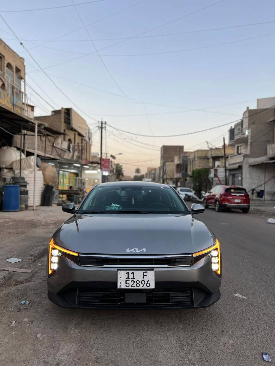 السلام عليكم
كيا K4 2025
حادثها جاملغ عكس السايق صبغ فقط 
ماشيه 14 الف فقط
مكينه 2000 دوش المرغوب
رقم بغداد ب اسمي 
فول مواصفات 
بصمه
تشغيل عن بعد
شاشه كبيره متصله
عداد دجتال
رادار امامي خلفي 
بك لايت لد
لايت زنون 3 عدسات
اشاير لد 
اوتو هولد 
كشنات تدفئه
شحن لاسلكي
هاند بريك بصمه
ستيرن رياضي الشكل الحديث 
شاشه كار بلاي 
أندرويد اوتو
وبعد بيها هواي مواصفات 
العنوان بغداد الكرخ
***********

