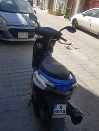 سكنس • حديث • بنزين