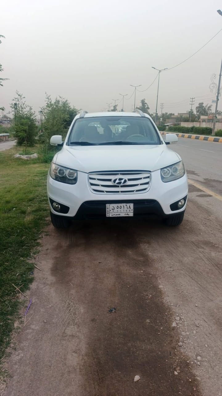 للبيع سنتافي موديل١٢ محرك ٦ سبعه راكب السياره كامله من كلشي مال جناي وبسمي السياره بيه قطع صبغ بدون دواخل ابيع احزام بس هيه مابيه احزام للاستفسار *********** *********** السعر ١١٠بيع مستعجل وماكو هيجي سعر
