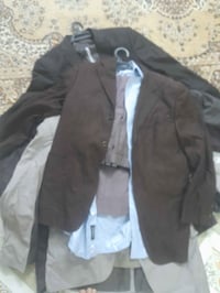 تصفيه محل عندي شلع البيع ستر بناطير وقمصان رجال كل قطعتين خمسه تلاف مك...
