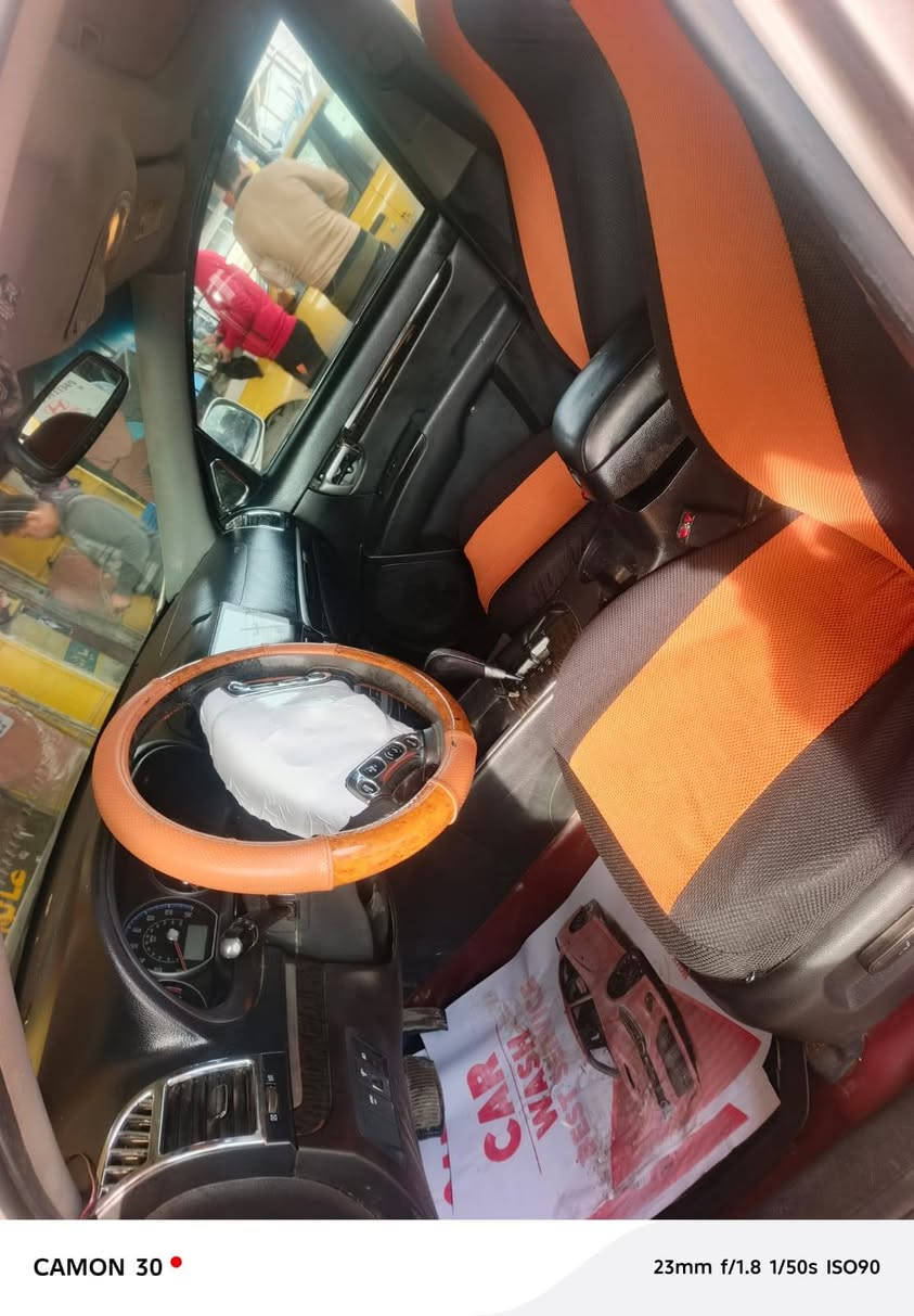 سنتافيا 2007 مكينه 6 سلندر 7 راكب كير مكينه تبريد كفاله حداديه تخم تاير تحويل مباشر بيه صبغ عام جماليه السعر 78 رقم الهاتف ‭0778 343 5741
