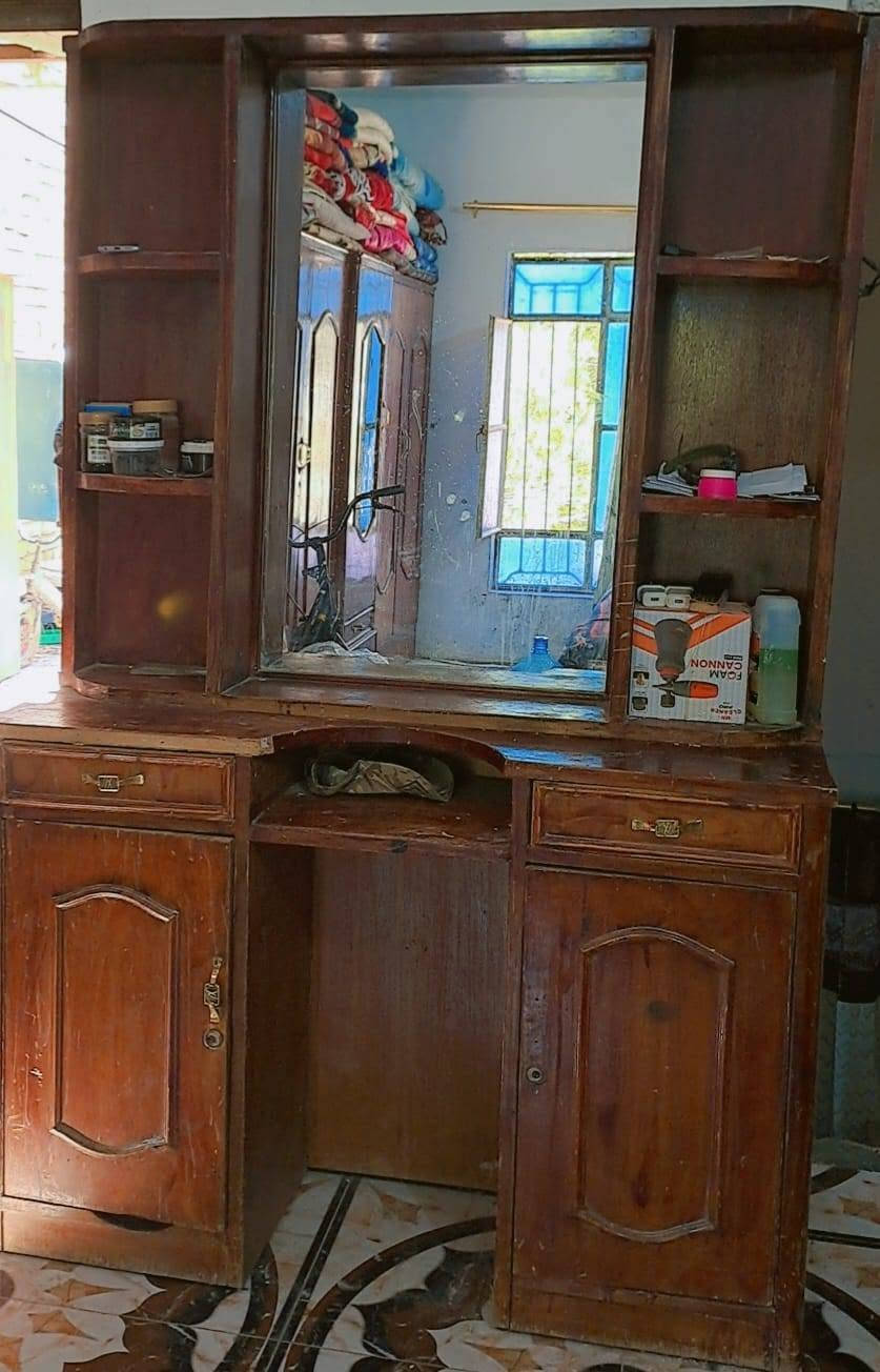 السلام عليكم غرفة اخشاب البيع +ميز بلازمه


**إذا كنت صاحب هذا الإعلان وتريد حذفه لأي سبب، رجاءا أرسل رسالة إلى الدعم الفني**