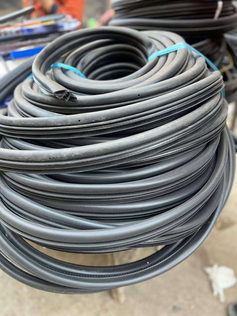 🚗 متوفر قطع غيار سيارات كيا كاز عام
✔️ يوجد مفرد وجملة
🚚 توصيل جميع محافظات العراق — السعر: 4000 د.ع
📍 العنوان:
أبو غريب – النصر والسلام – الحصوة – شارع 30
📞 للتواصل عبر الواتساب:
📱 *********** (المحاسب محمد)
📱 *********** (سيف)
