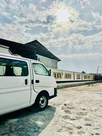 نيسان يورفان • للبيع