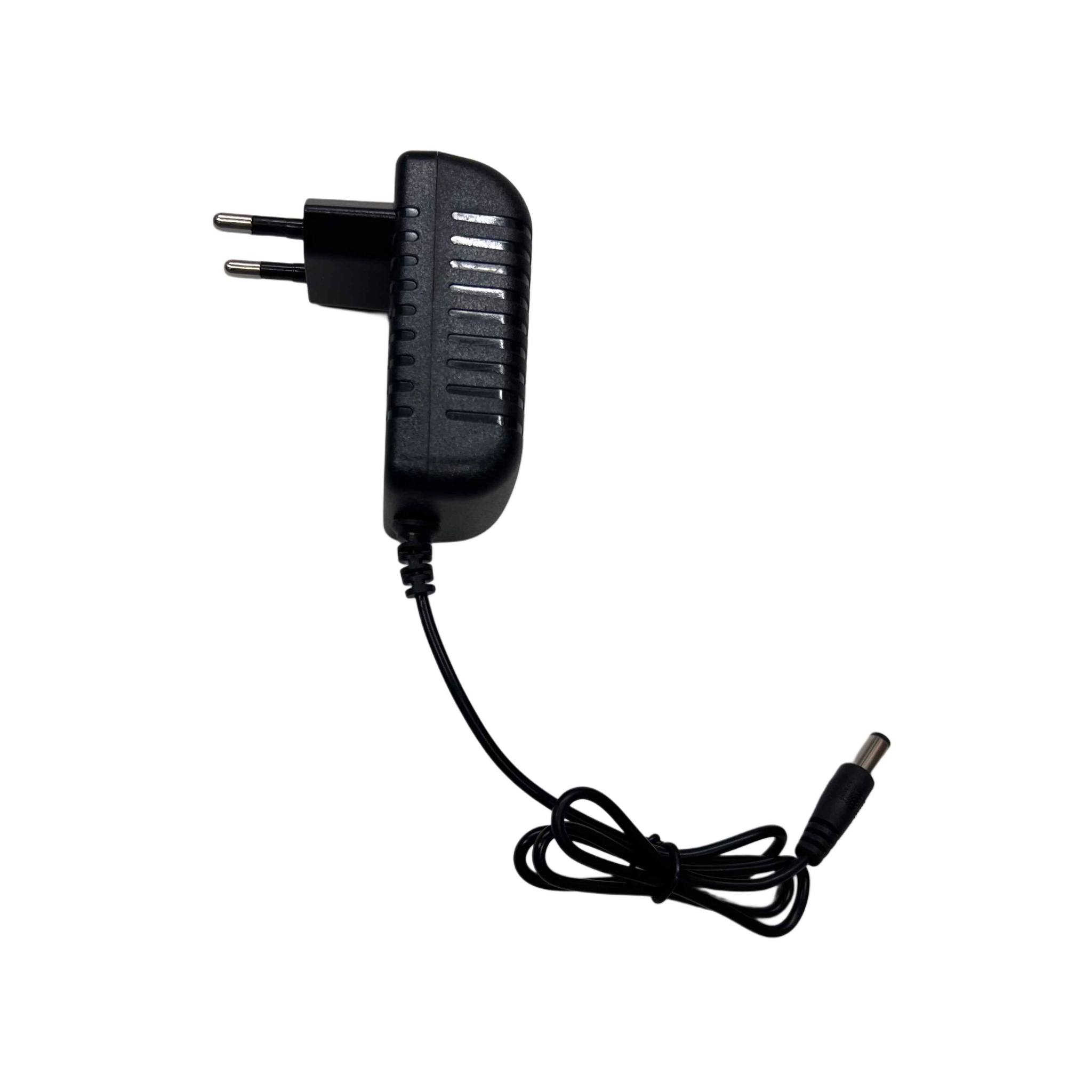 مفتاح صدمات لاسلكي Bihart 48V مع بطارية ليثيوم وشاحن + رأس سوكيت

• أداة عملية وقوية بتصميم لاسلكي مريح، مناسبة للاستخدام السريع والمرن في الفك والربط.

• تصميم لاسلكي يمنحك حرية حركة بدون إزعاج الأسلاك أثناء العمل.

• مزود ببطارية ليثيوم قابلة للفك والتركيب لسهولة الاستخدام والشحن.

• يحتوي على زر تشغيل/تبديل وظائف مع مؤشر ضوئي ظاهر على قاعدة الجهاز.

• يأتي مع رأس سوكيت مرفق جاهز للاستخدام مباشرة.

• تصميم مقبض مريح مع حزام يد لثبات أفضل أثناء الاستعمال.

• الماركة: Bihart
• النوع: مفتاح صدمات لاسلكي / مفتاح ربط كهربائي
• نوع البطارية: Lithium-Ion
• الجهد: 48V
• يحتوي على: زر تشغيل/تبديل وظائف + مؤشرات ضوئية

محتويات العلبة:
• مفتاح صدمات لاسلكي Bihart
• بطارية ليثيوم 48V
• شاحن كهربائي
• رأس سوكيت واحد البصرة, العراق


**إذا كنت صاحب هذا الإعلان وتريد حذفه لأي سبب، رجاءا أرسل رسالة إلى الدعم الفني**