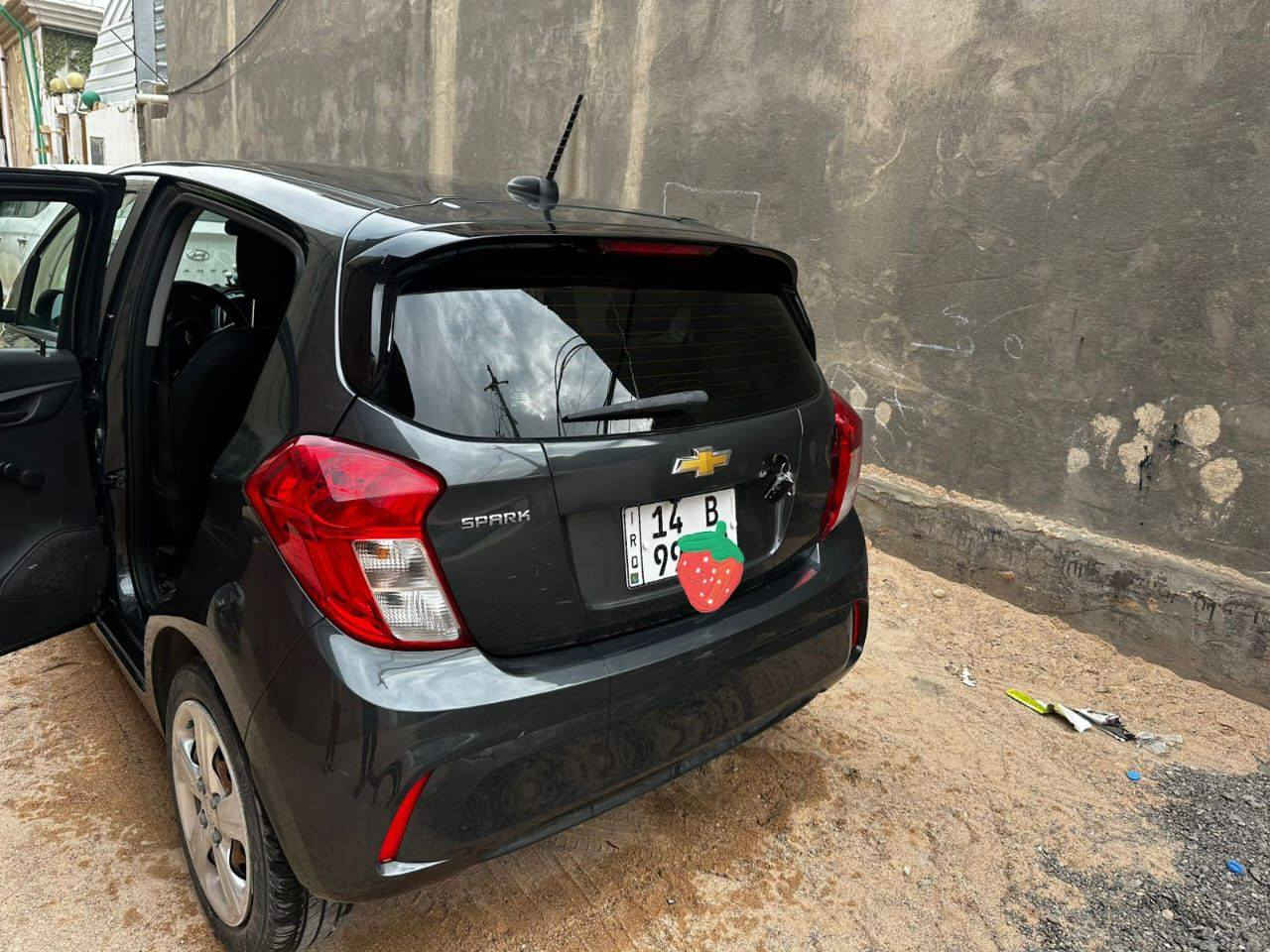 شوفرليت سبارك موديل 22 ماشيا 11 الف بعدها زيرو رقم بصره معوقين وكاله عامه بسم المشتري حادثه صبغ جاملغ وبارد قليل بلبنيد محرك تبريد تدفئه مكفولات السعر 80 بيه مجال قليل مكان كربلاء *********** صور الحادث والتفاصيل بالمنشور
