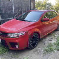 كيا سيراتو كوبي ٢٠١٣ محرك ١٦٠٠  خليجي بدون حادث طخة بسيطة كما موضح بال...