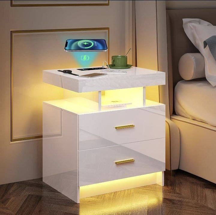 🔥كومدي مجرات 🔥
🔴تصميم مودرن وعصري
🔴قياس كما في الصورة
🔴 اللون ابيض
🔴 يحتوي على انارة لد الوان  وشاحن لاسلكي 
✅️ السعر 75 الف 
والتوصيل مجاني
@إشارة


**إذا كنت صاحب هذا الإعلان وتريد حذفه لأي سبب، رجاءا أرسل رسالة إلى الدعم الفني**