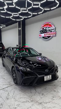 كامري هايبرد 24 se نص فول ماشية 46 ميل  بوليش مصار هواي   بيهة بارد شب...