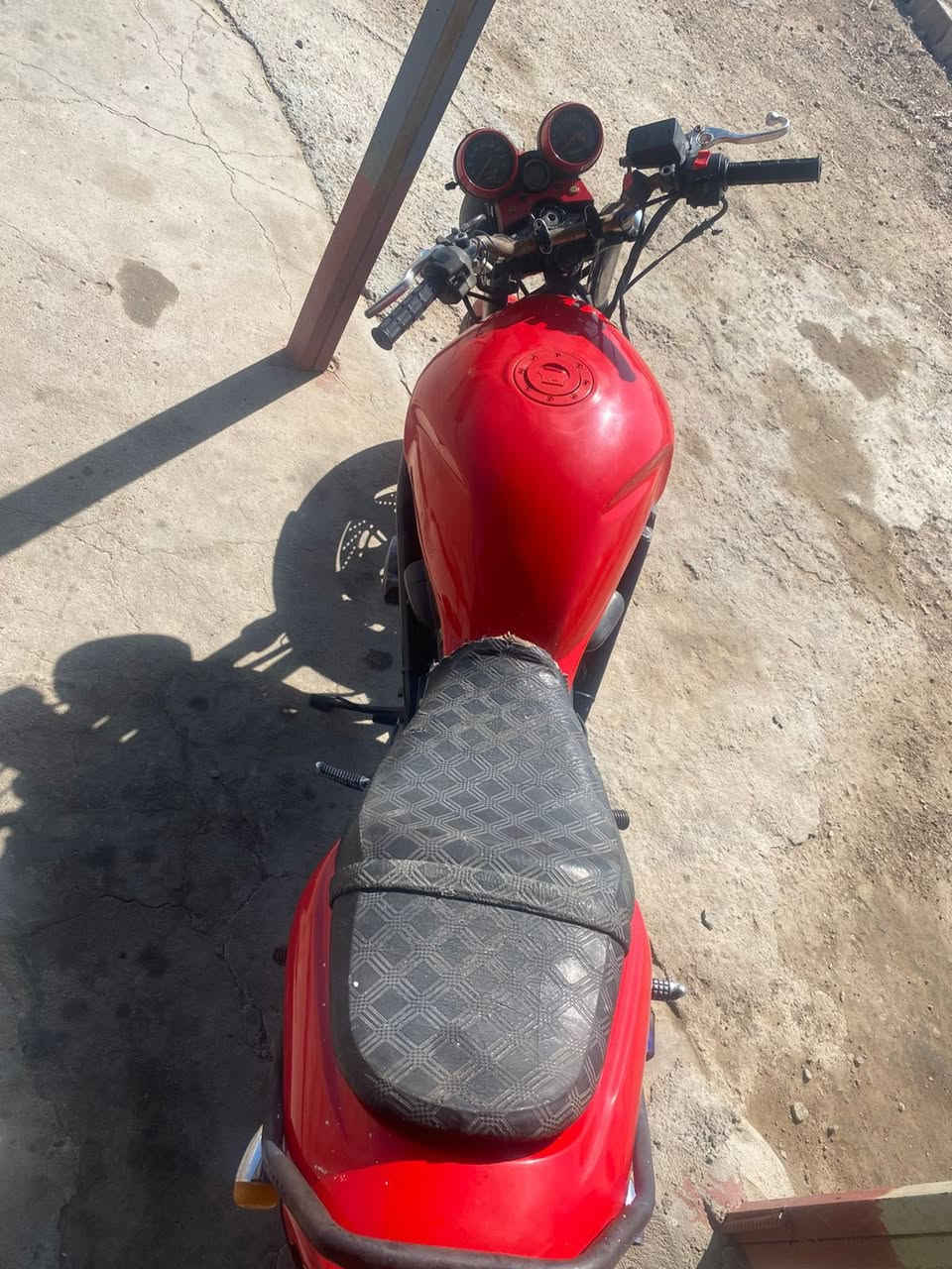 بانده ربع 250 محرك كرستال ما مفتوح خلاص سعره 650 وبيه مجال شي بسيط رقم *********** ***********
