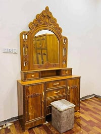 غرفه نوم جديد السعر 790 يوجد خدمه شد ونقل بغداد للاستفسار خاص او تساب ...